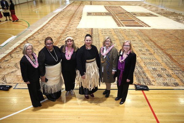 Sydney Opera House Trust Chair Lucy Turnbull AO, AM Manager, Pacific Collections, Melissa Malu, AM director of First Nations, Laura McBride, HRH Princess Angelika Halaevalu Mata’aho Napua ‘Okalani Tuku’aho, Princess of Tonga, AM Director and CEO Kim McKay